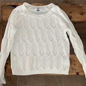 White Old Navy Sweater